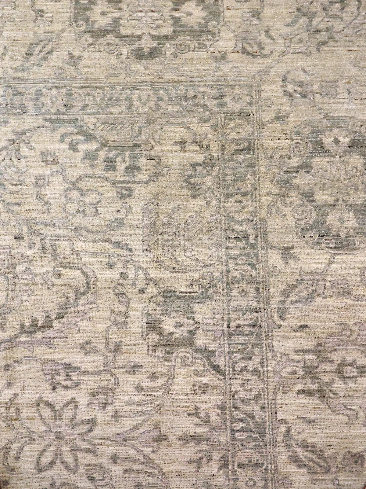 Muted Elegance Floral & Geometric Beige & Gray Veg Dye Wool Rug