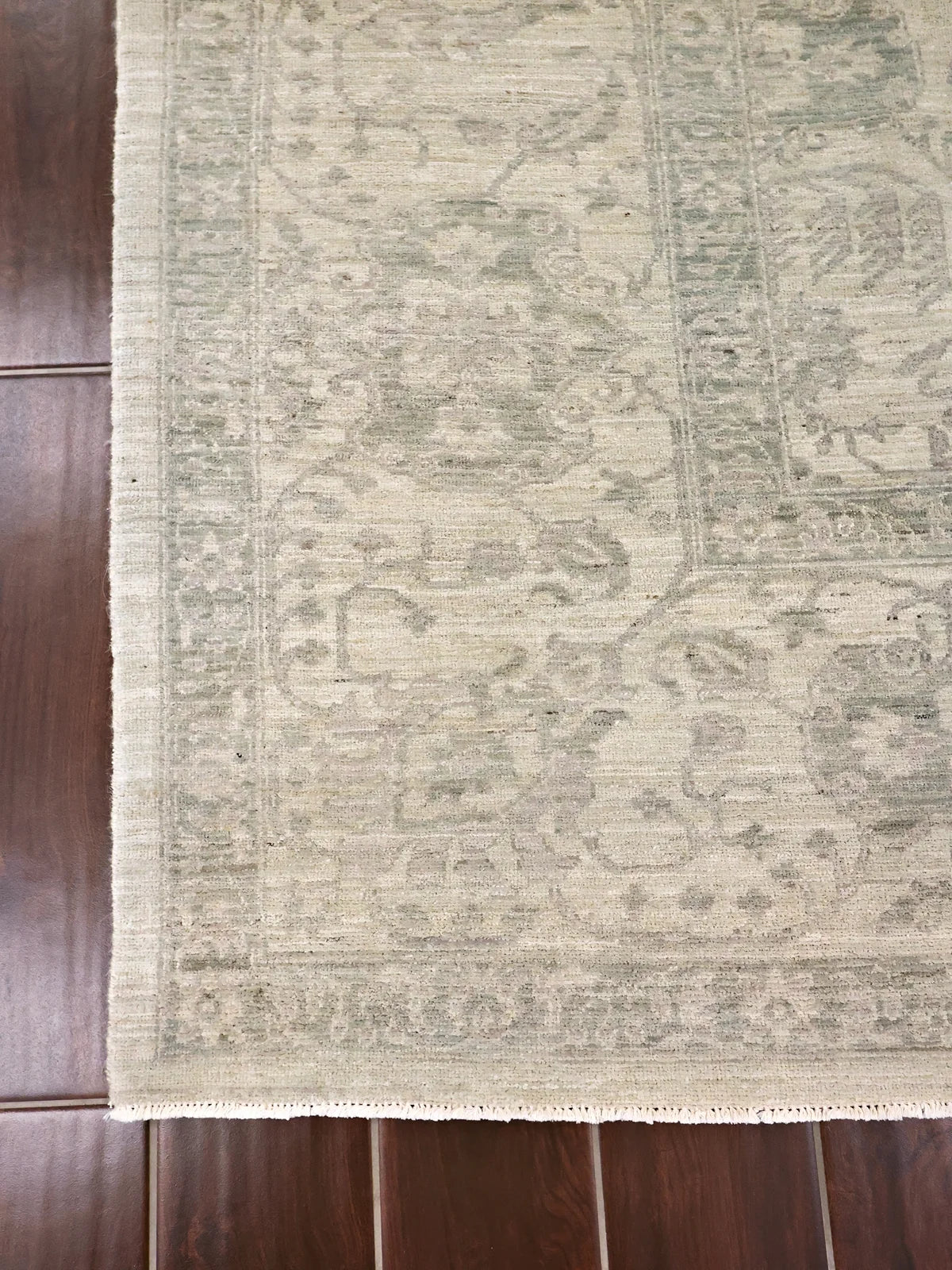 Muted Elegance Floral & Geometric Beige & Gray Veg Dye Wool Rug