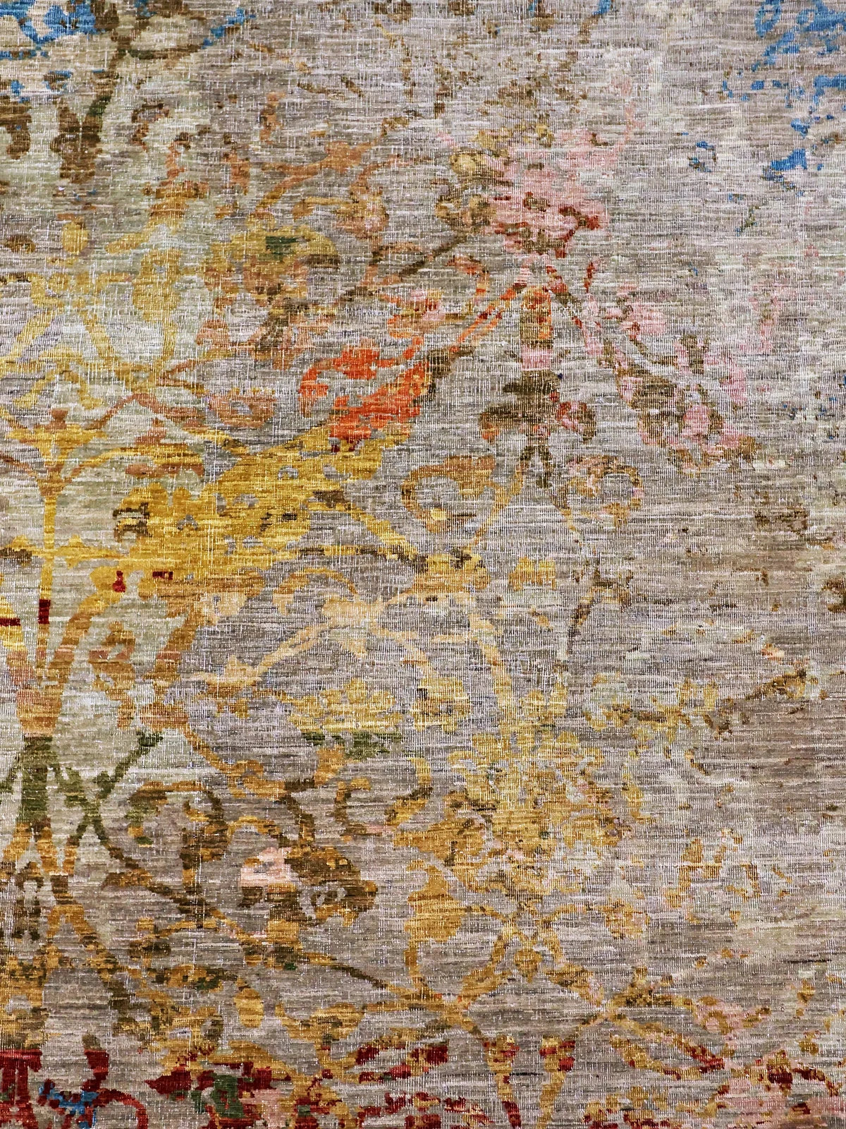 Intricate Floral Elegance Grey, Yellow & Blue Wool Rug