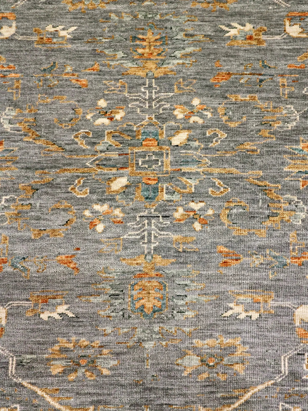 Antique Color Rug Vintage Wool Floral Medallion Rug in Charcoal & Amber Color – Rug Weavers