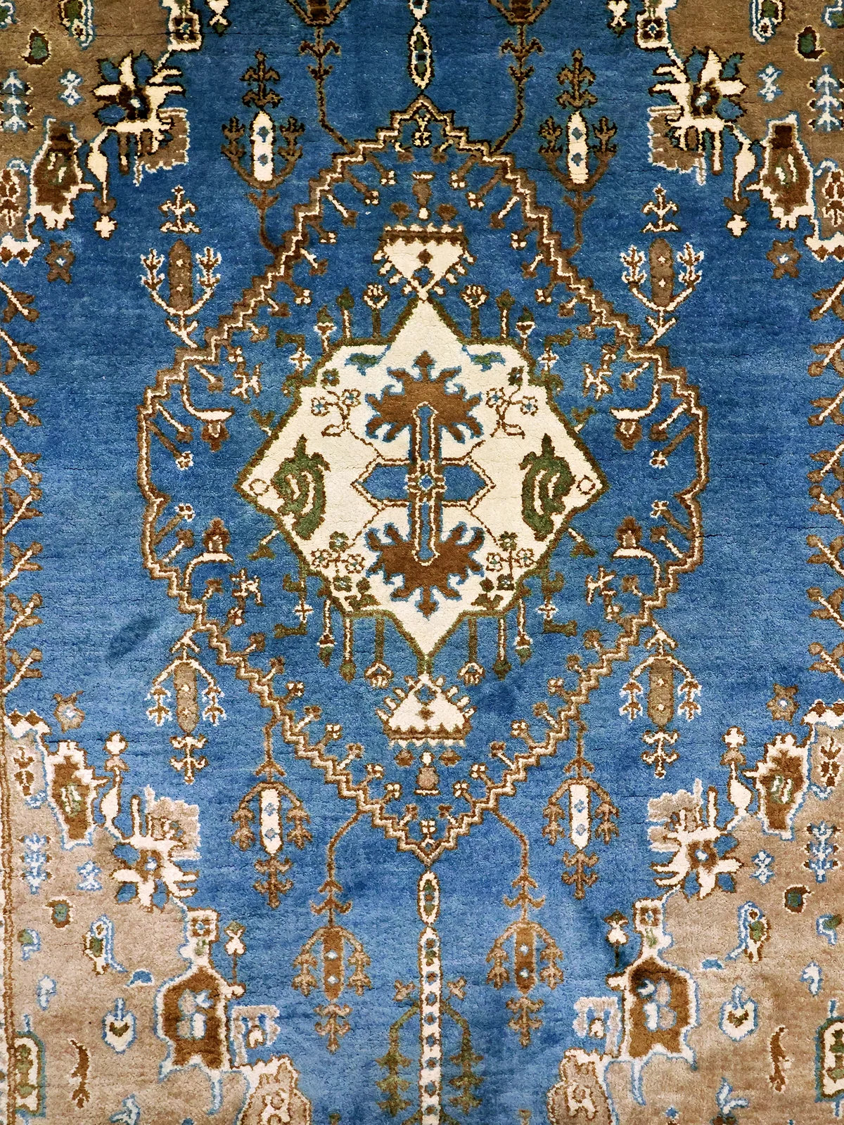 Imperial Medallion Tabriz Silk Rug | Sophisticated 11.8x18.6 Décor