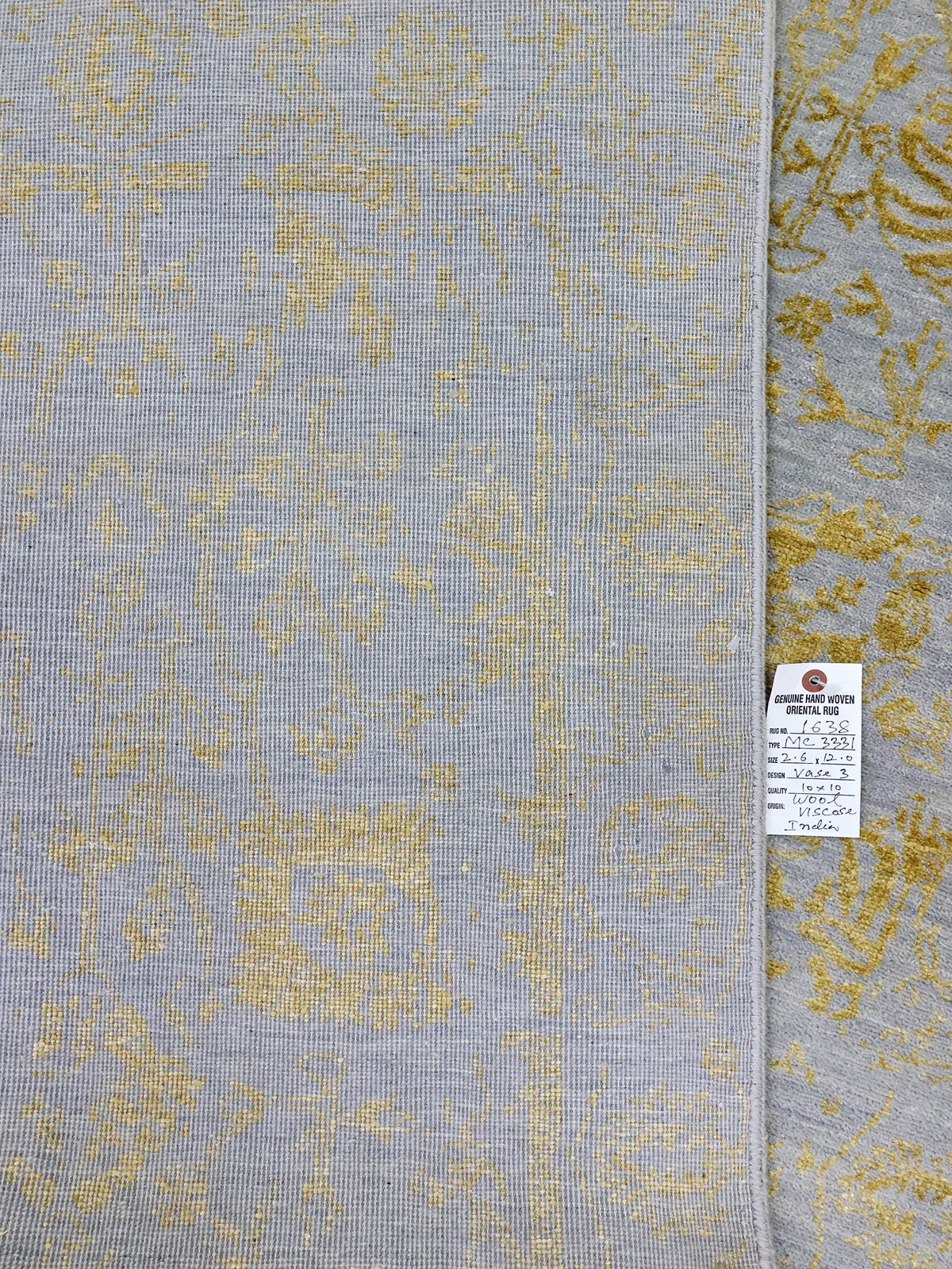 Sunlit Petals White and Gold Runner