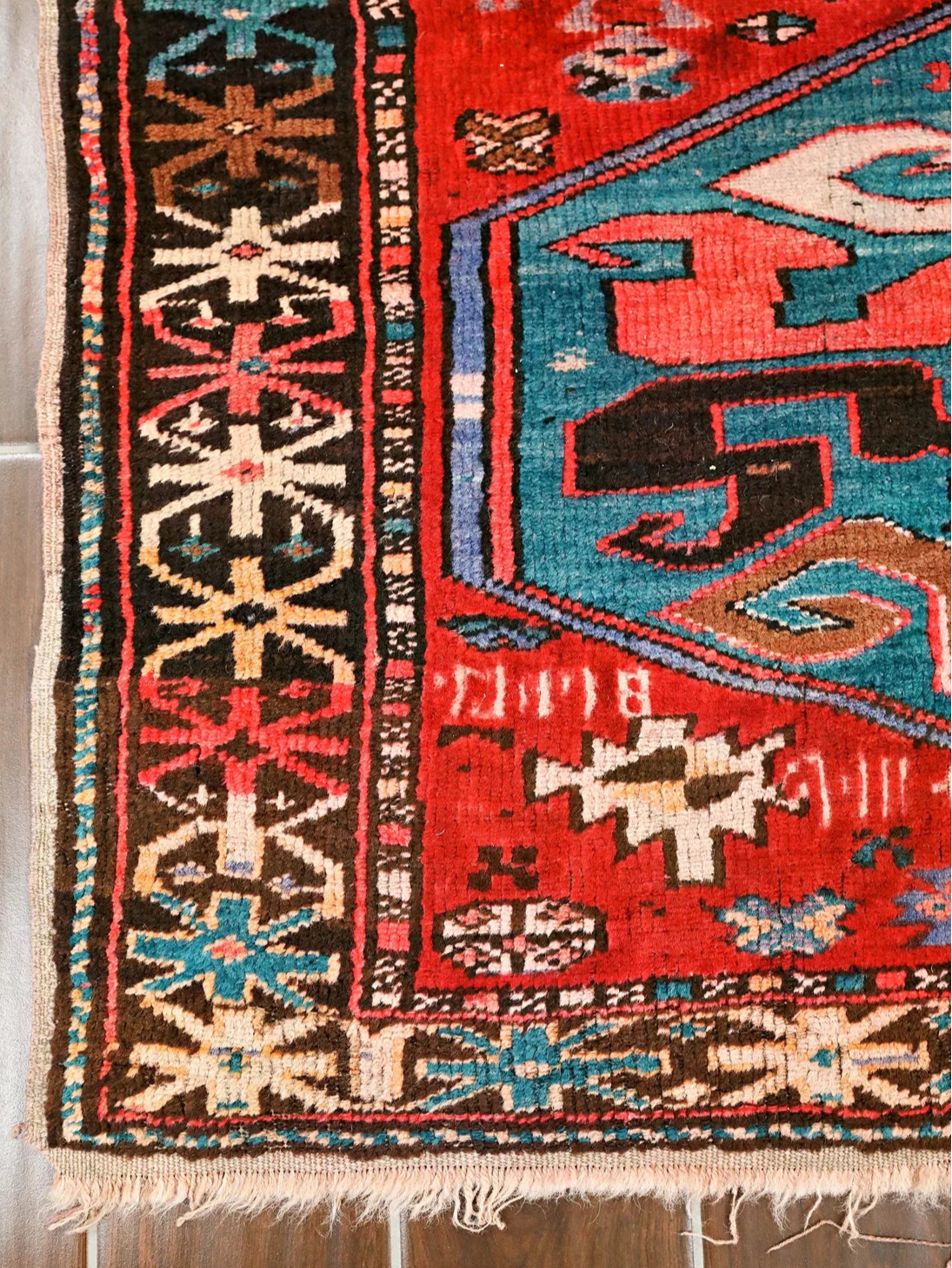 Royal Odyssey 4x8-Intricate Red & Blue Fine Wool Runner