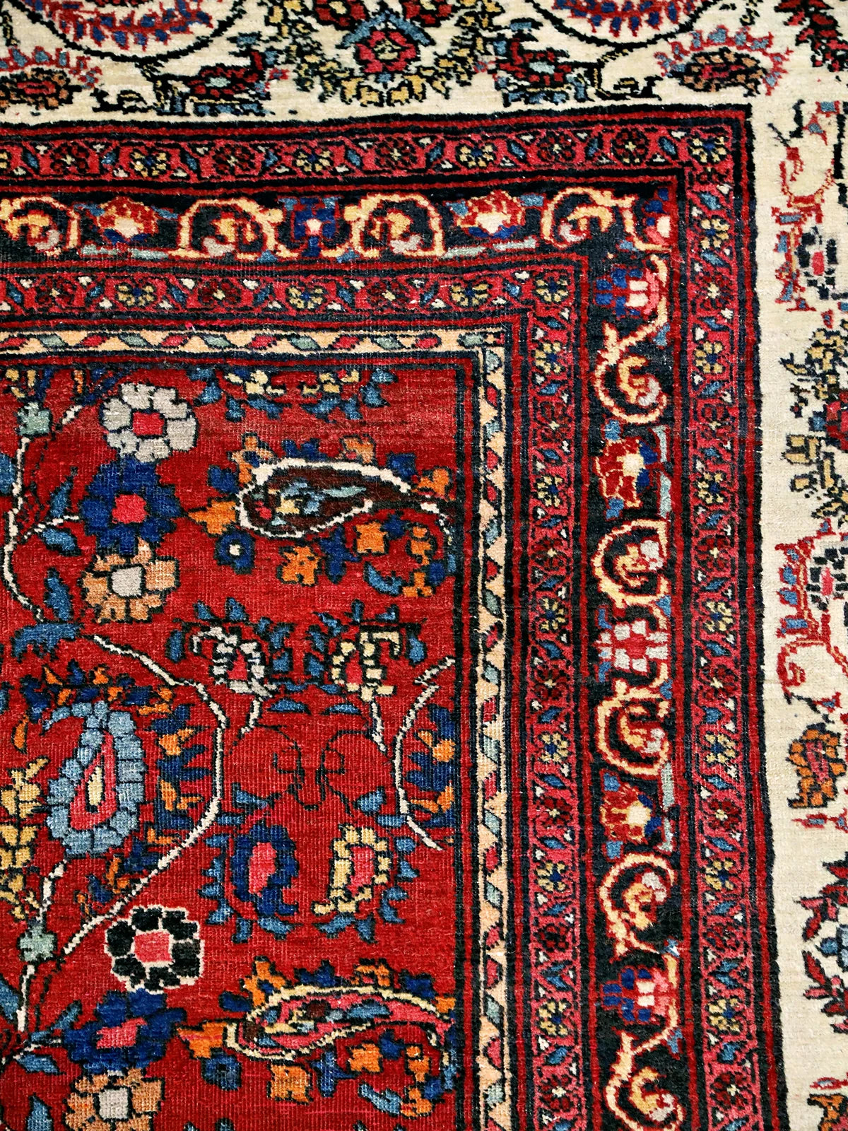 Zanjan Ruby Elegance Floral Wool Masterpiece