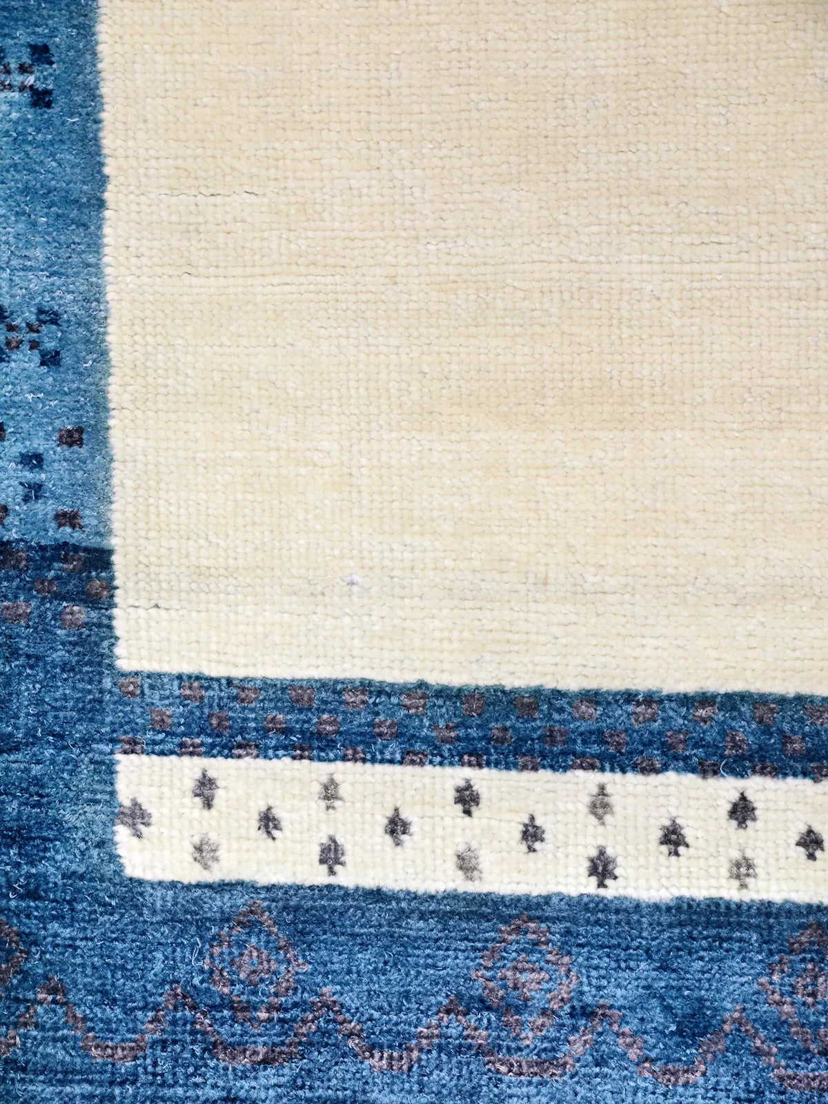 Blue Frame Rug Hand-Woven Blue and cream Modern Wool Rug with Geometric Border – Rug ...