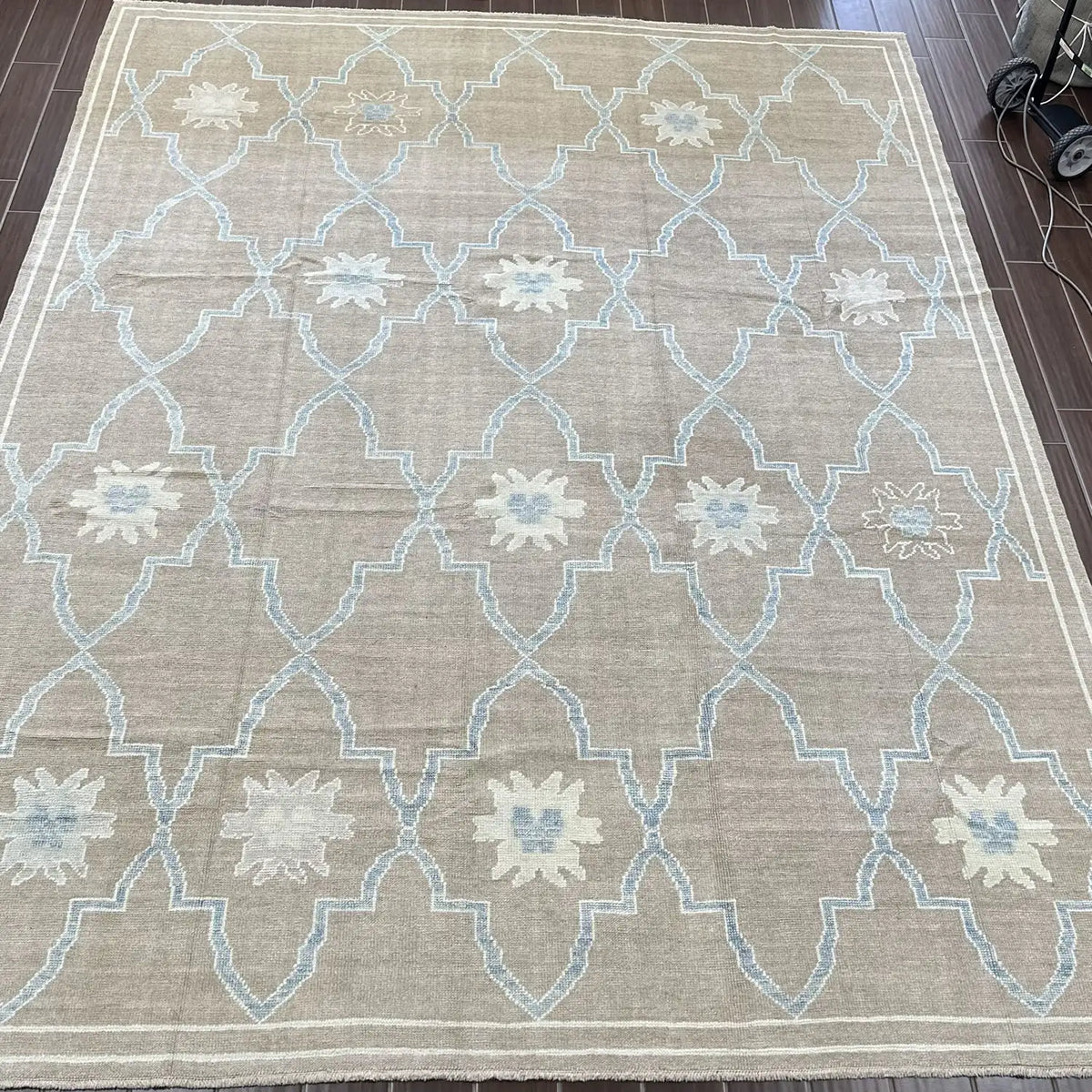 Beige & Sky Blue Trellis Oushak