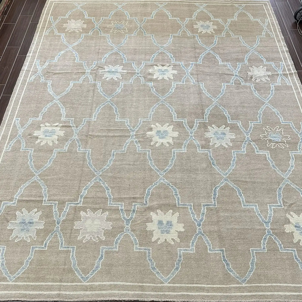 Beige & Sky Blue Trellis Oushak