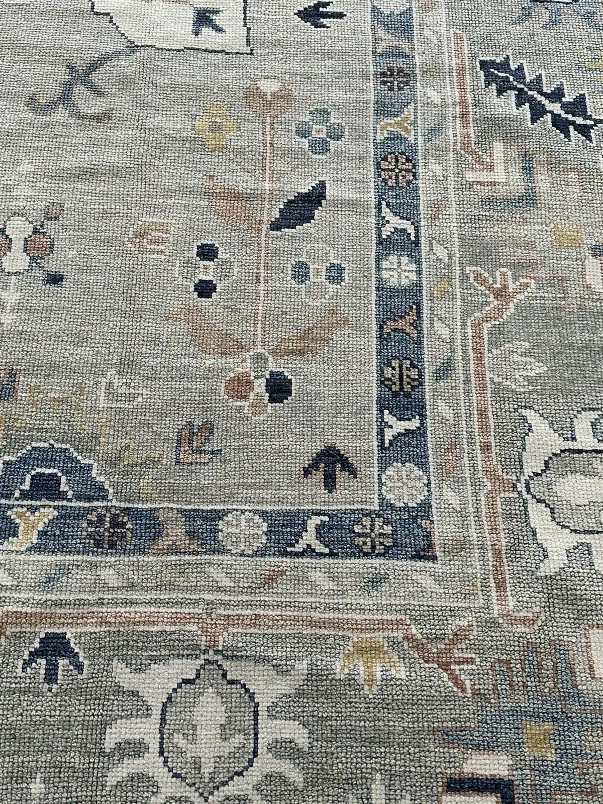 Warm Grey & Navy All-Over Oushak