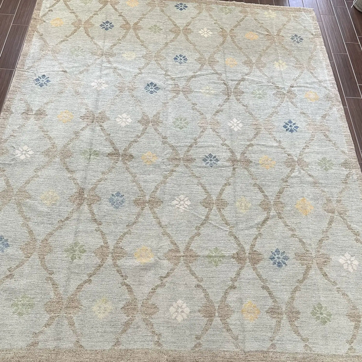 Light Grey Diamond Lattice Oushak