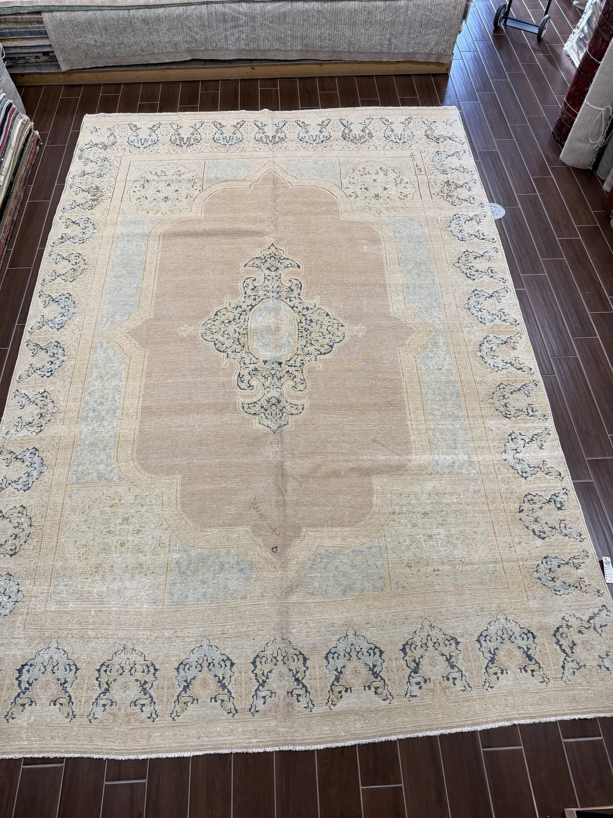 Vintage Blush & Cream Medallion Rug