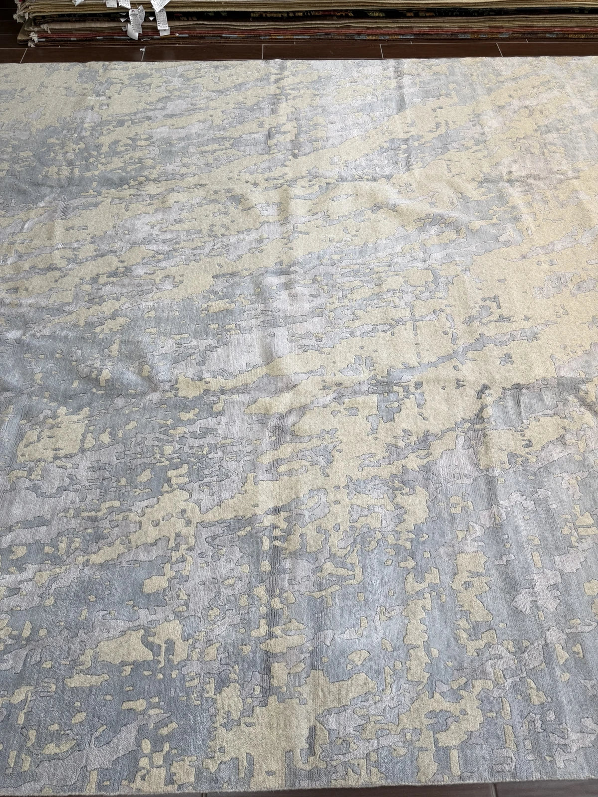 Modern Beige & Silver Abstract Rug
