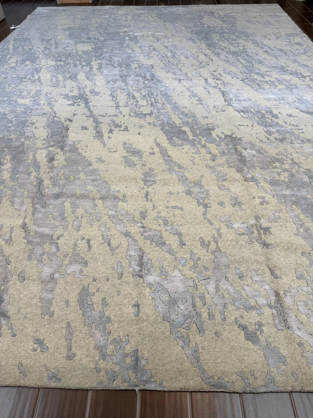 Modern Beige & Silver Abstract Rug