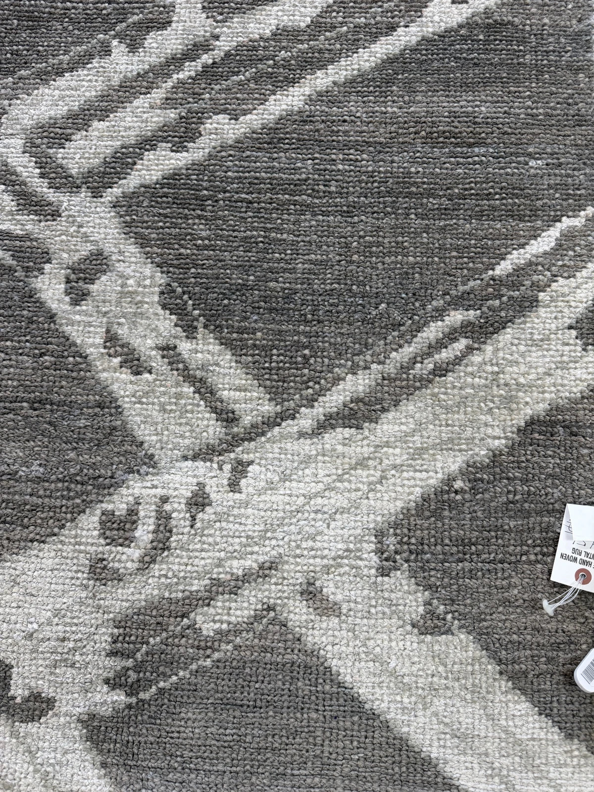 Modern Charcoal Grey Lattice Rug