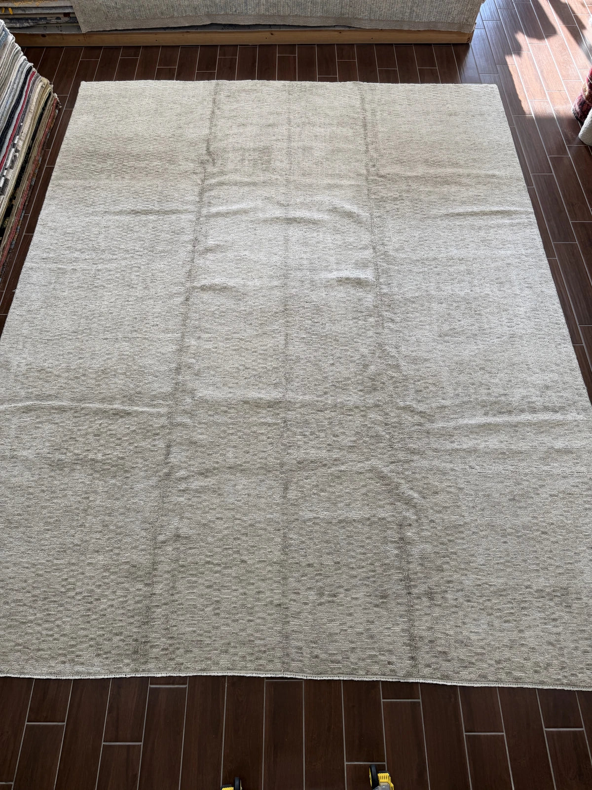 Modern Ivory & Light Grey Textured Rug