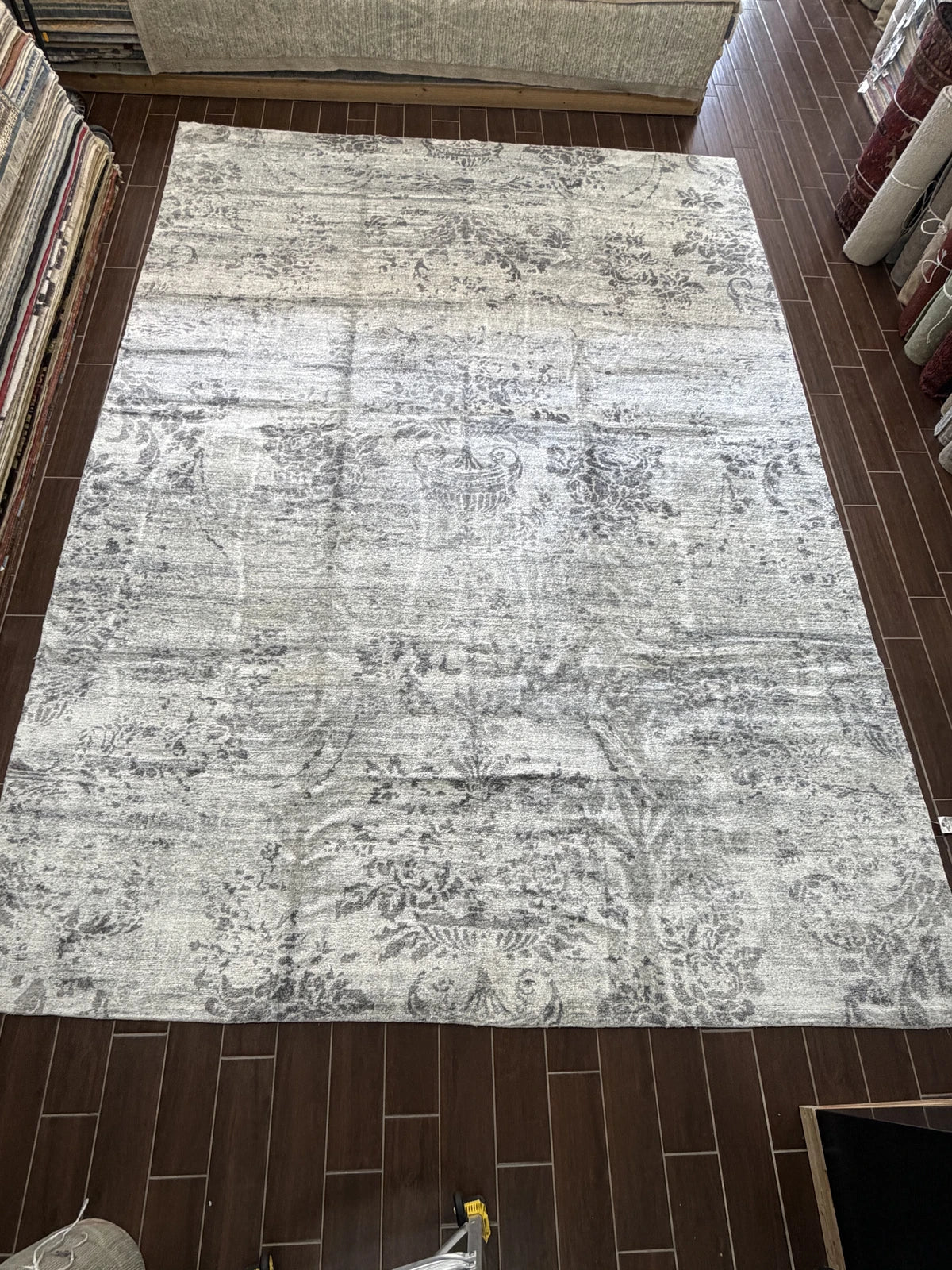 Modern Silver Grey Damask Rug