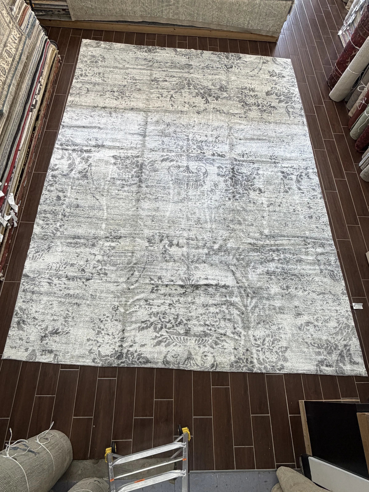 Modern Silver Grey Damask Rug